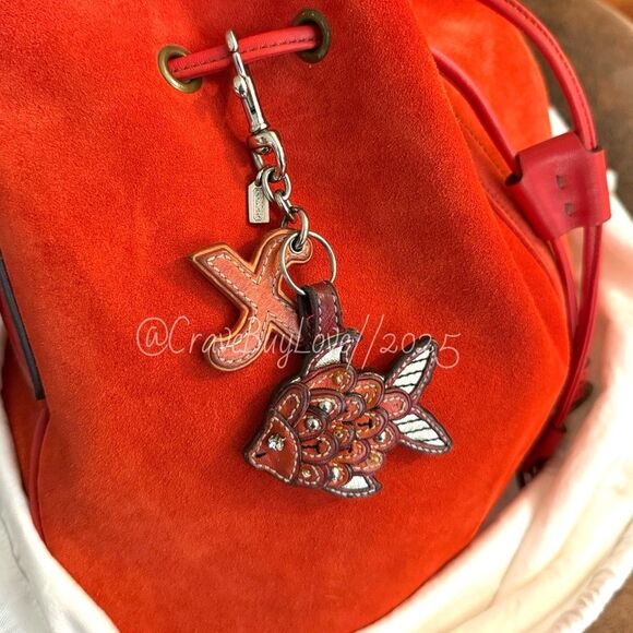 BIG VINTAGE COACH KOI & X CHARM VHTF VIBRANT STACKED LEATHER STUDS GLITTER VGUC - Picture 4 of 16